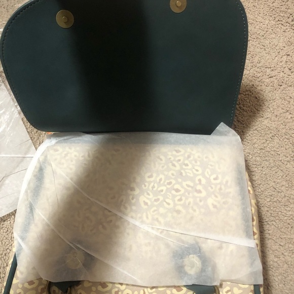 Loungefly Disney Mickey crossbody - Picture 3 of 8